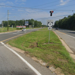 Image of the intersection of Dupont Parkway and Summit Bridge Road